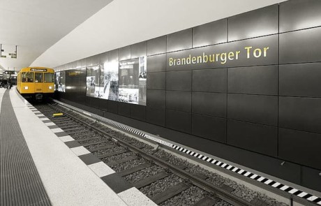 U-Bahn-Station Brandenburger Tor, Berlin