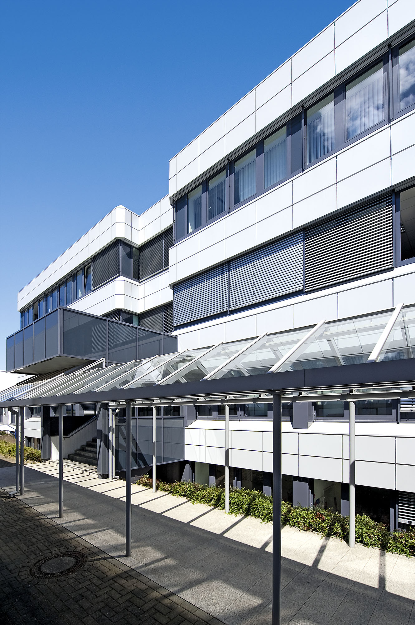 Deutsche Expert GmbH, Hannover Deutsche Expert GmbH, Hannover